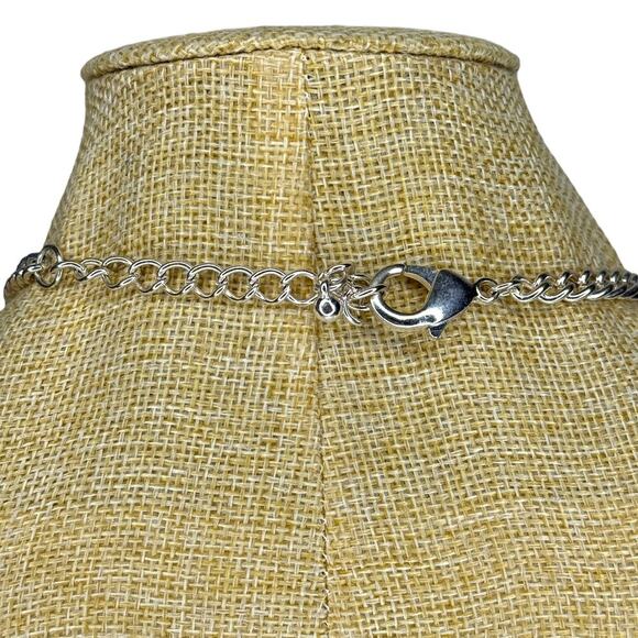 Seashell Themed Statement Necklace Oversized Shell Necklace - Picture 6 of 8